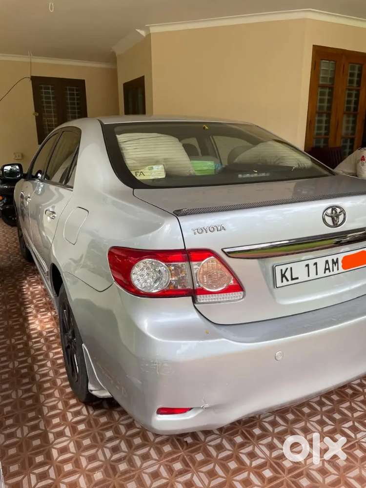 Toyota Corolla Altis 2012