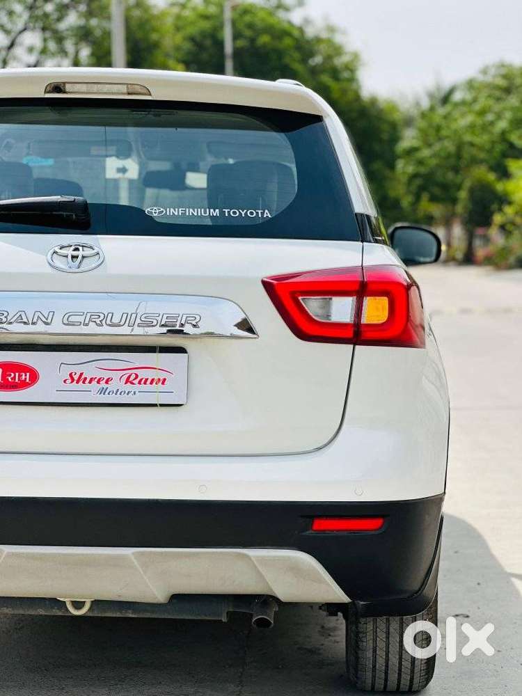 Toyota Urban Cruiser 1.5 Premium Grade At, 2022, Petrol