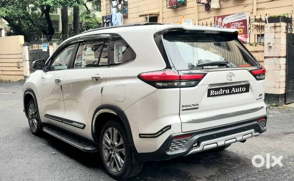 Toyota Innova Hycross 2.0 Zx Hybrid 7 Str, 2024, Cng & Hybrids