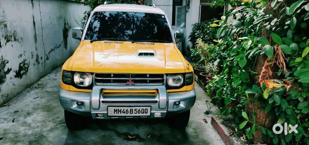 Mitsubishi Pajero 2011 Diesel 122000 Km Driven