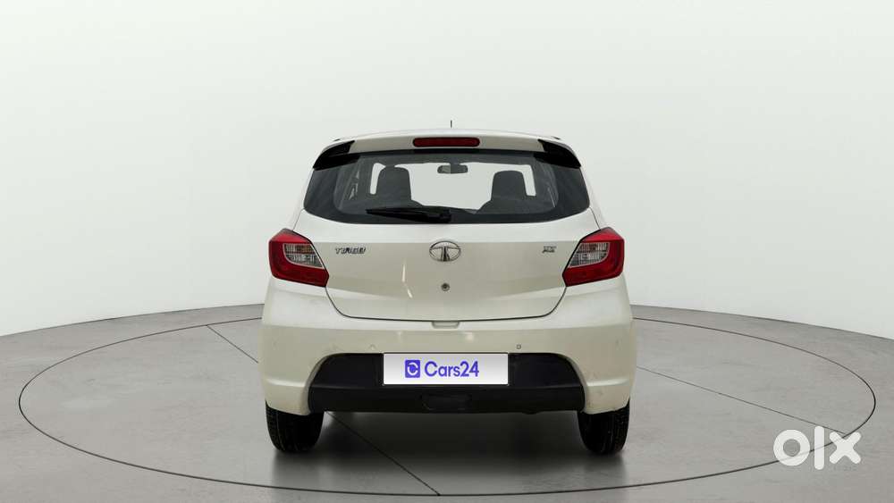 Tata Tiago 1.2 Revotron Xz, 2017, Petrol