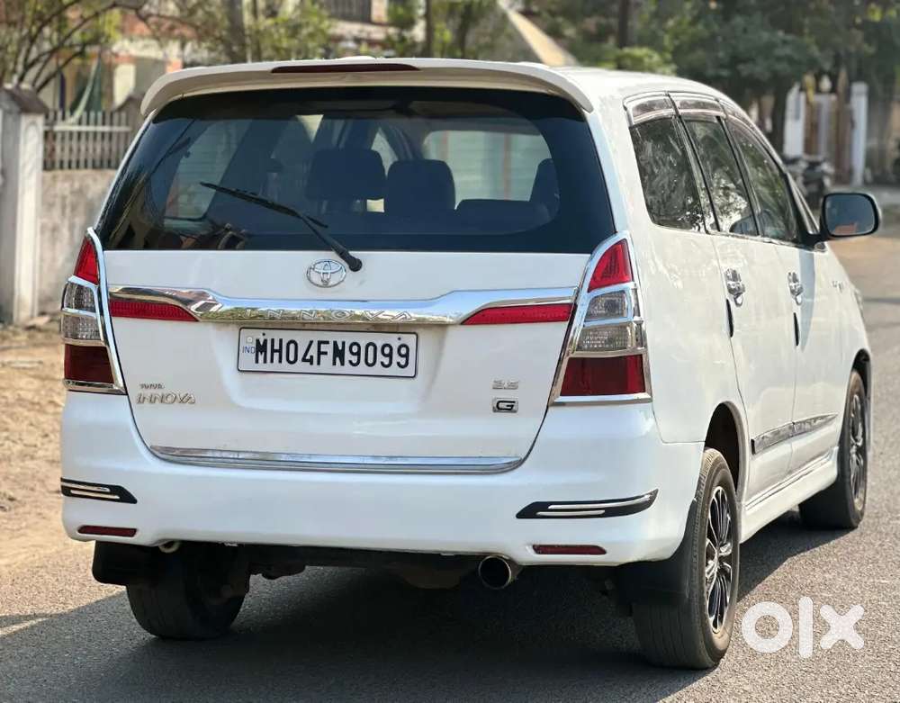 Toyota Innova 2012 Diesel Well Maintained
