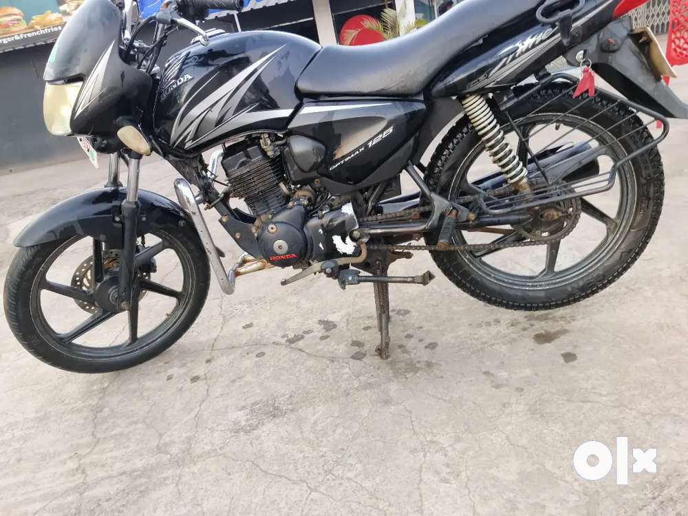 Honda shine . 2010 model. Motorcycles 1759705879