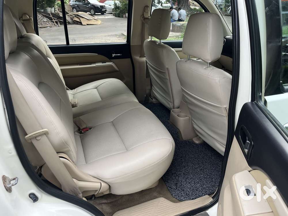 Ford Endeavour 2.5l 4x2, 2011, Diesel
