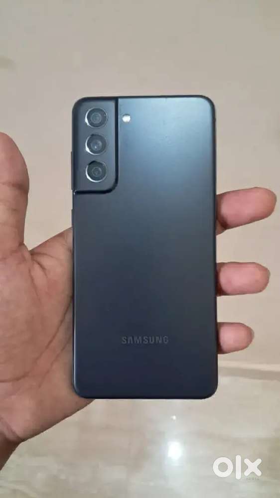 Samsung s21 fe  8/128 good black color