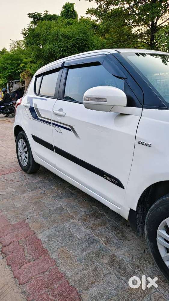Maruti Suzuki Swift Vdi Optional, 2016, Diesel