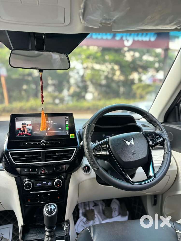Mahindra Xuv 3xo Ax5 Pm Mt, 2024, Diesel