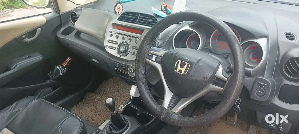 Honda Jazz 2011 Cng & Hybrids 96000 Km Driven