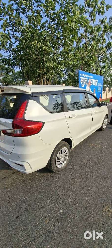 Maruti Suzuki Ertiga 1.4 Vxi Cng Anniversary Edition, 2023, Cng & Hy..