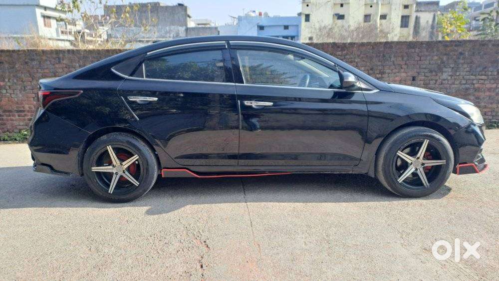 Hyundai Verna 1.6 Crdi Sx Plus At, 2019