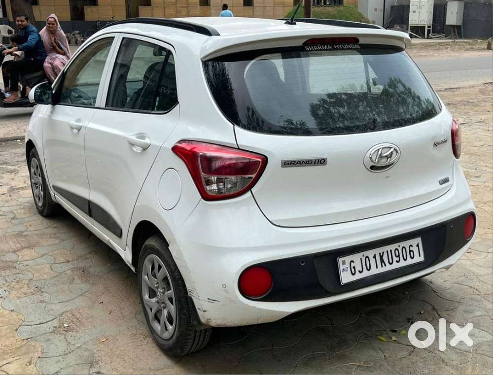 Hyundai Grand I10 Sportz, 2019, Petrol