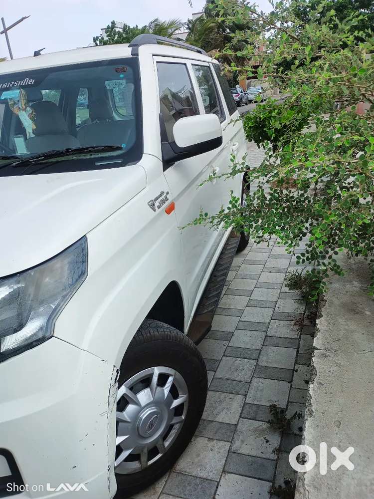 Mahindra Tuv 300 2019 Diesel 64700 Km Driven