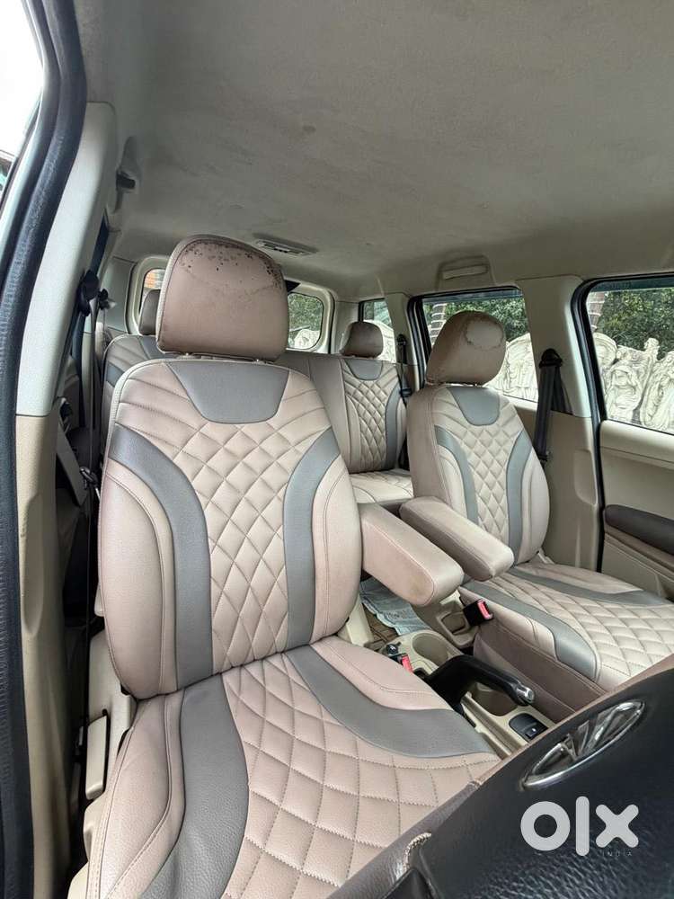 Mahindra Tuv 300 T8 Plus Amt, 2017, Diesel