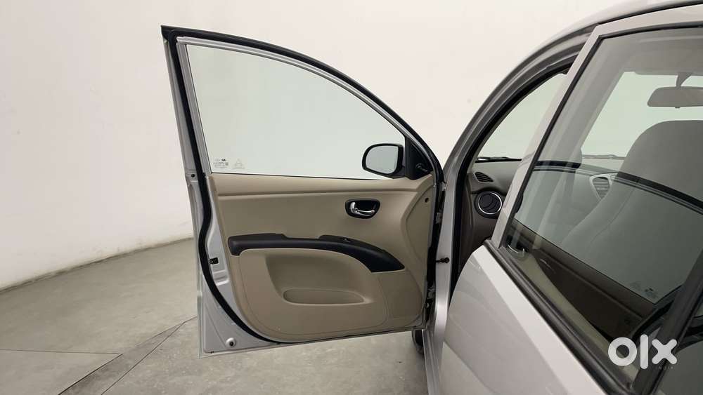 Hyundai I10 Sportz 1.1 Irde2, 2015, Petrol