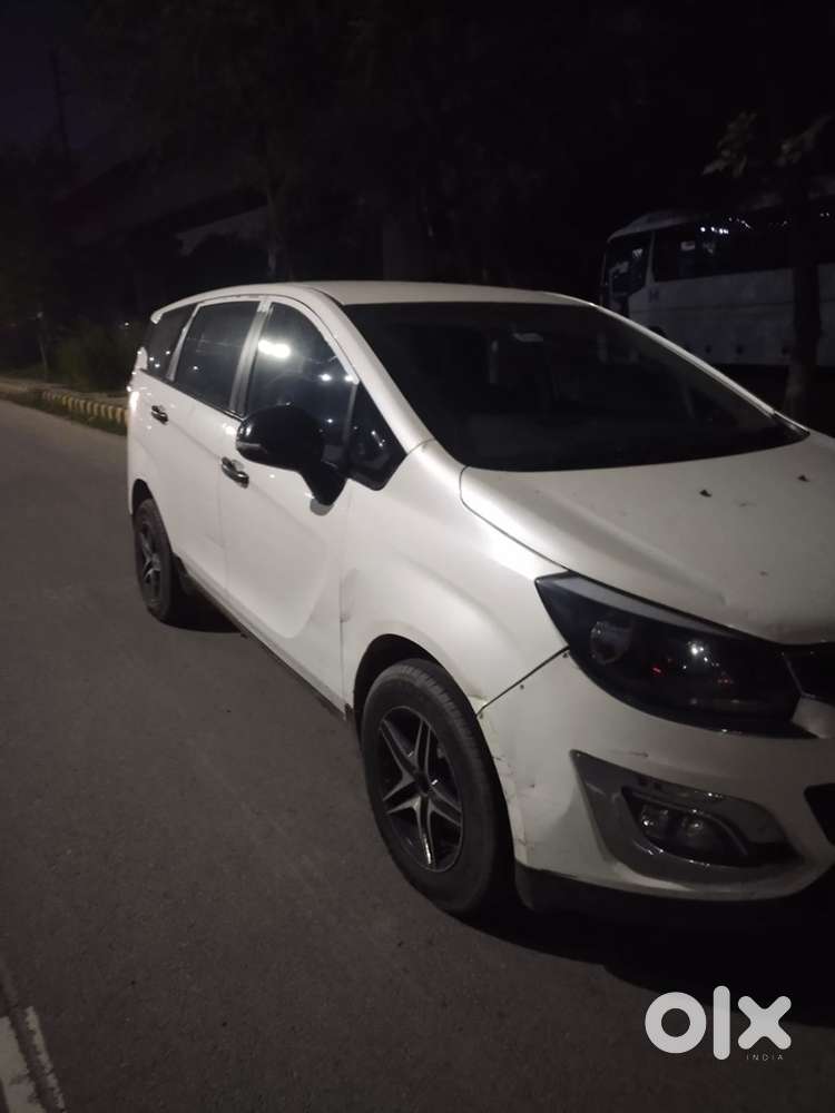 Mahindra Marazzo 2018 Year