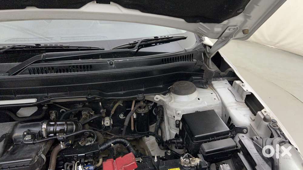 Maruti Suzuki Brezza Vxi At, 2022, Petrol