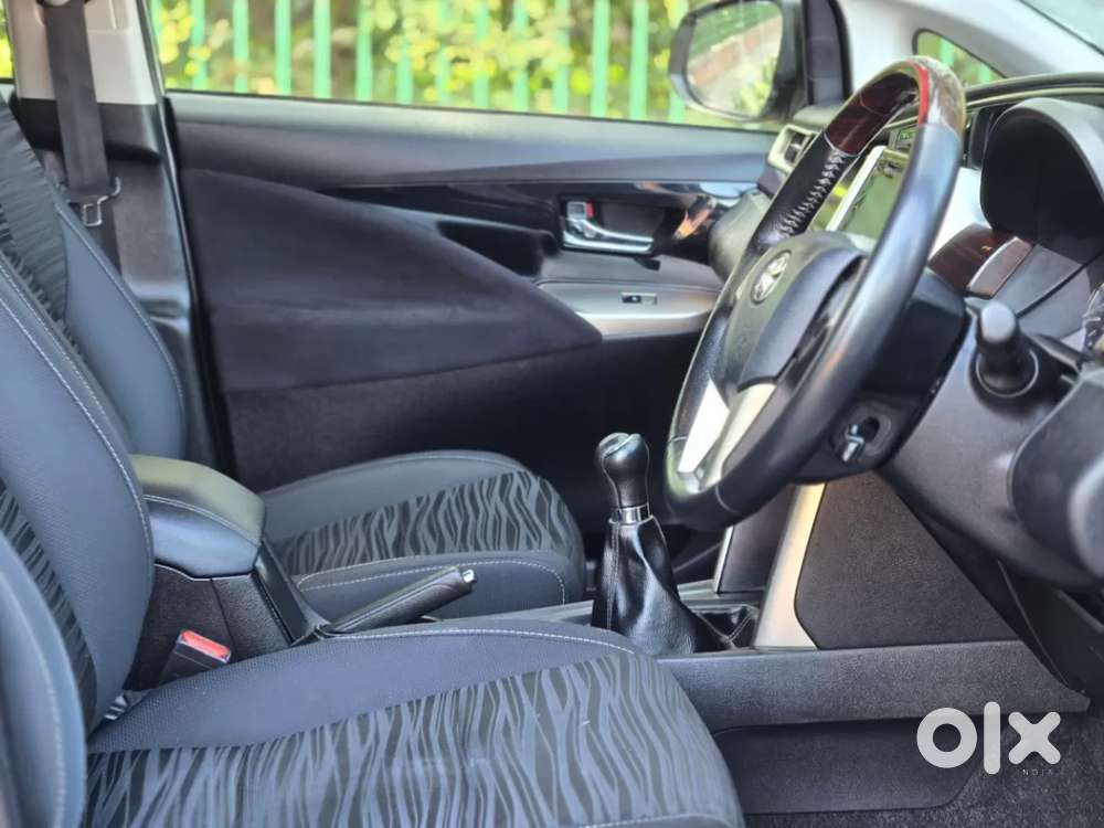 Toyota Innova Crysta [2020-ongoing] 2.4 Vx 7 Str, 2019, Diesel