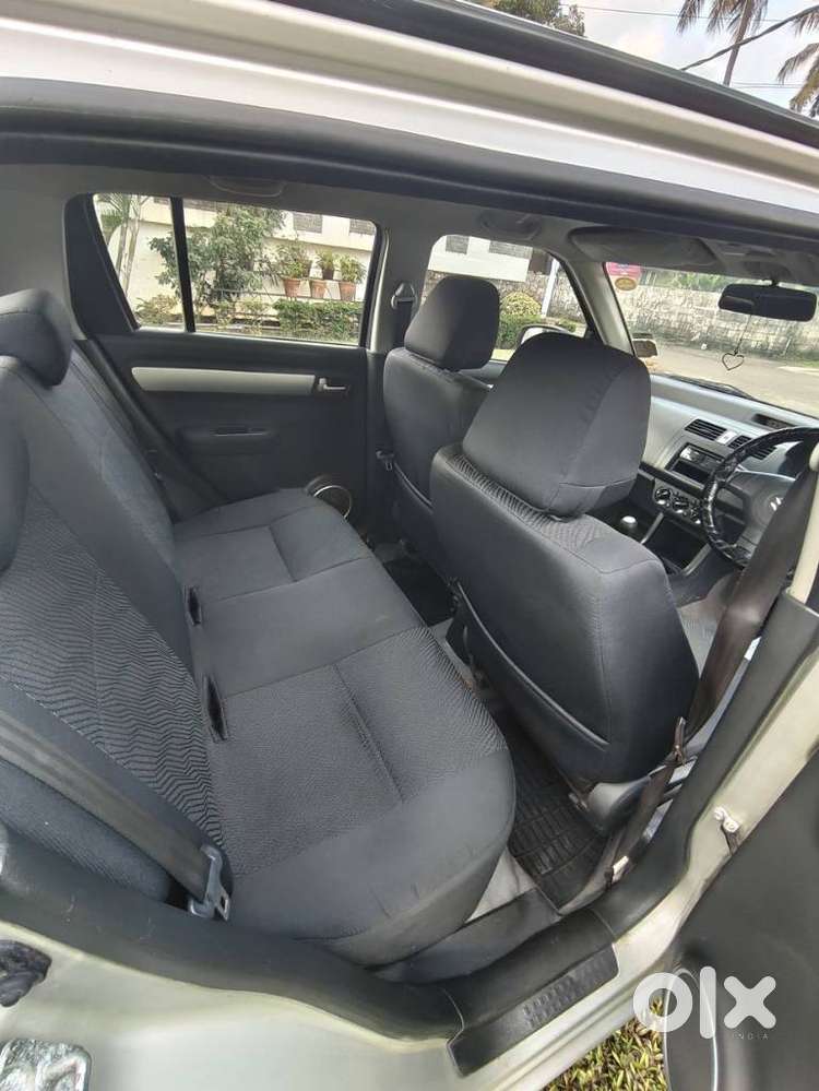 Maruti Suzuki Swift 1.2 Vxi (o), 2010, Petrol