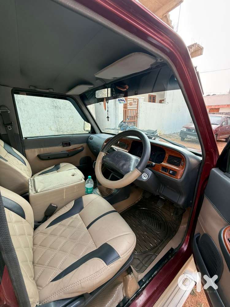 Toyota Qualis 2004