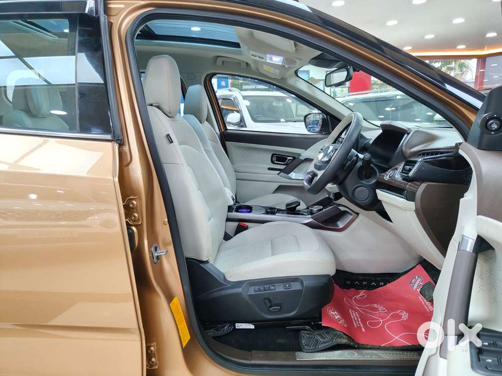 Tata Safari Accomplished Plus Dark Edition, 2024, Diesel