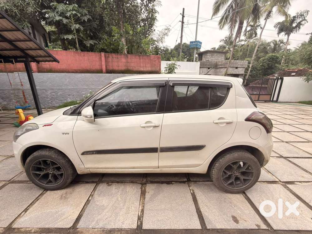 Maruti Suzuki Swift Petrol Manual 2015