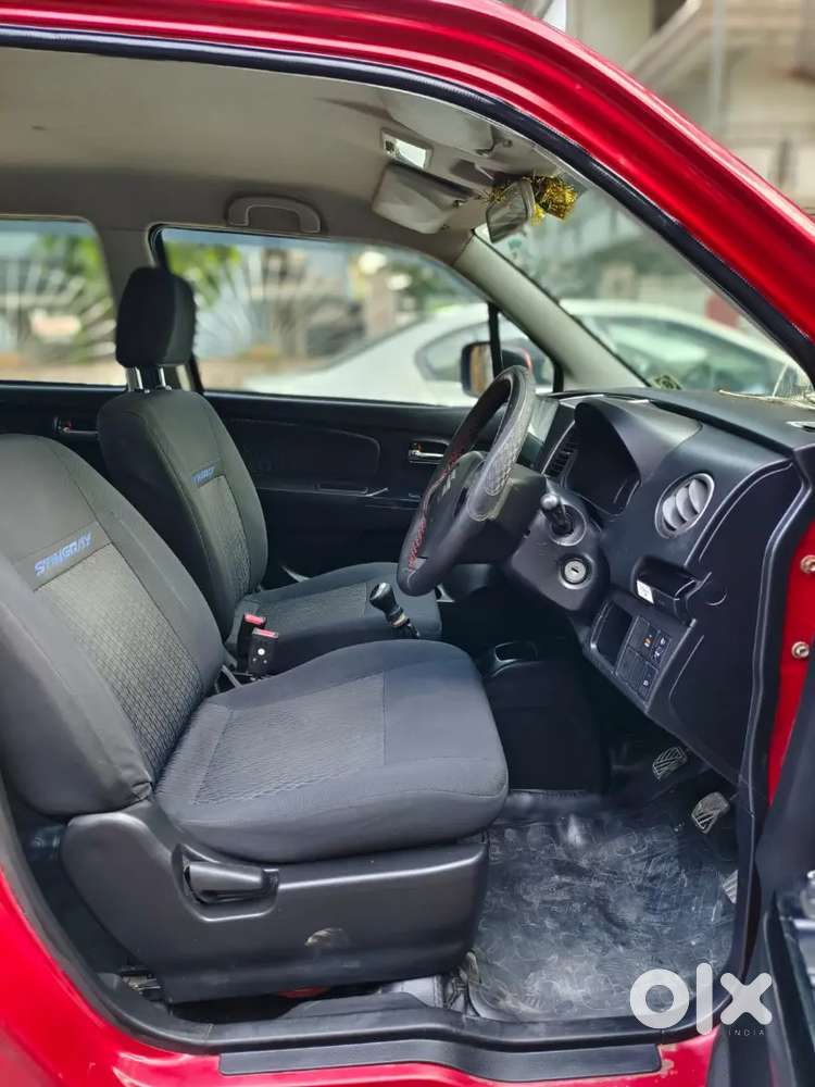 Maruti Suzuki Wagon R Stingray 2014 Petrol Well Maintained
