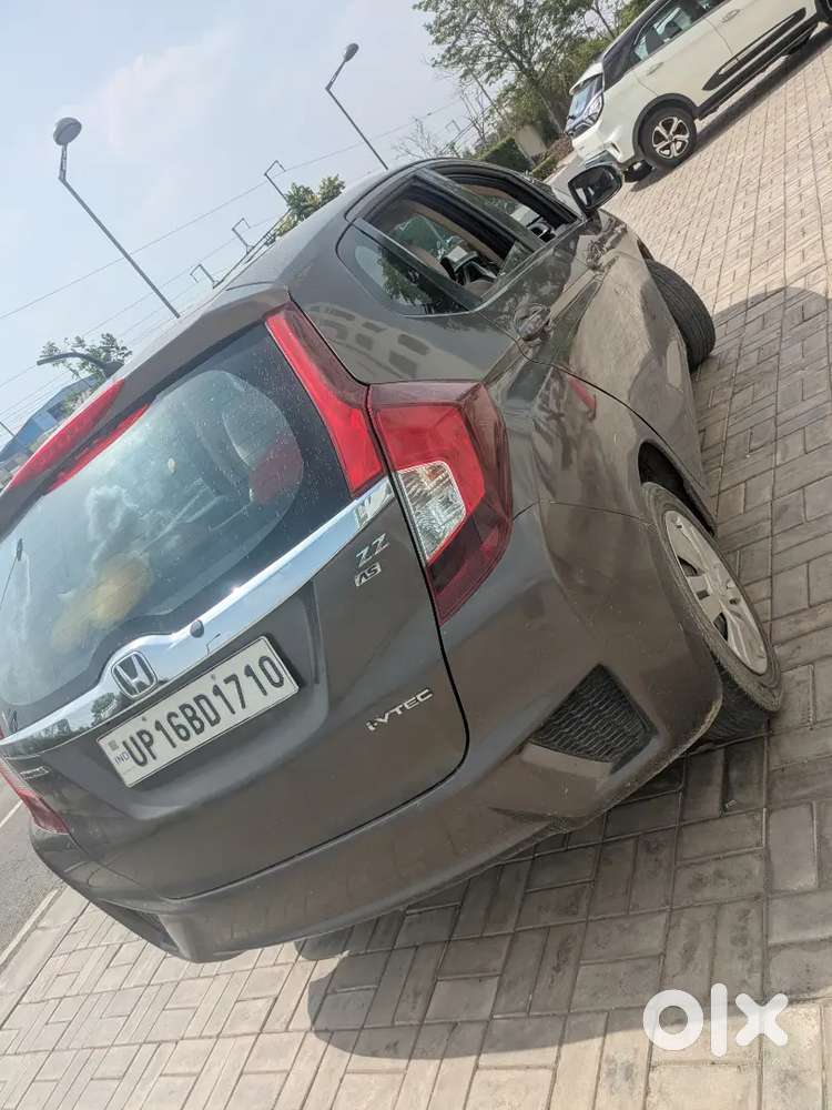 2016 Honda Jazz Sv Mt Petrol
