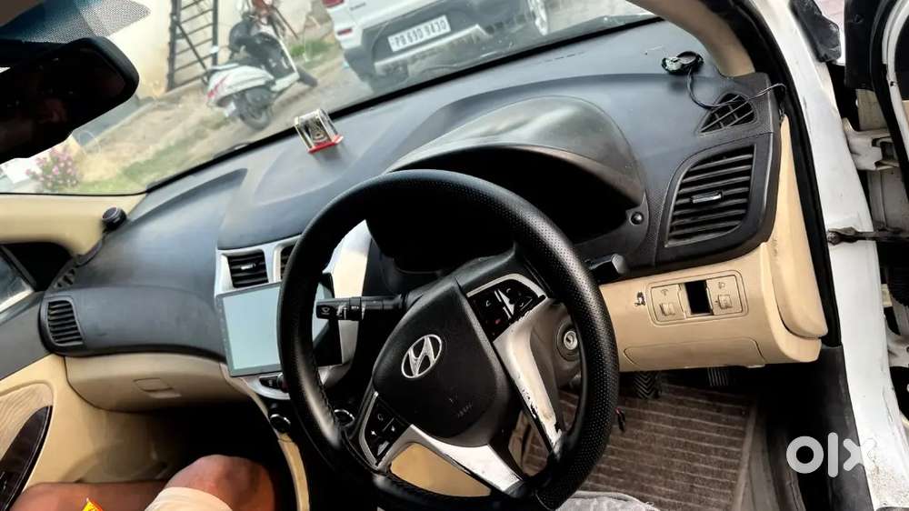 Hyundai New Verna 2012 Diesel Manual