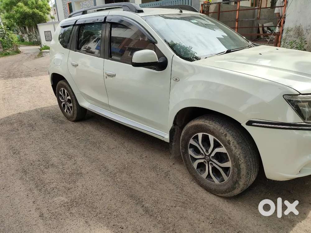 Nissan Terrano 2015