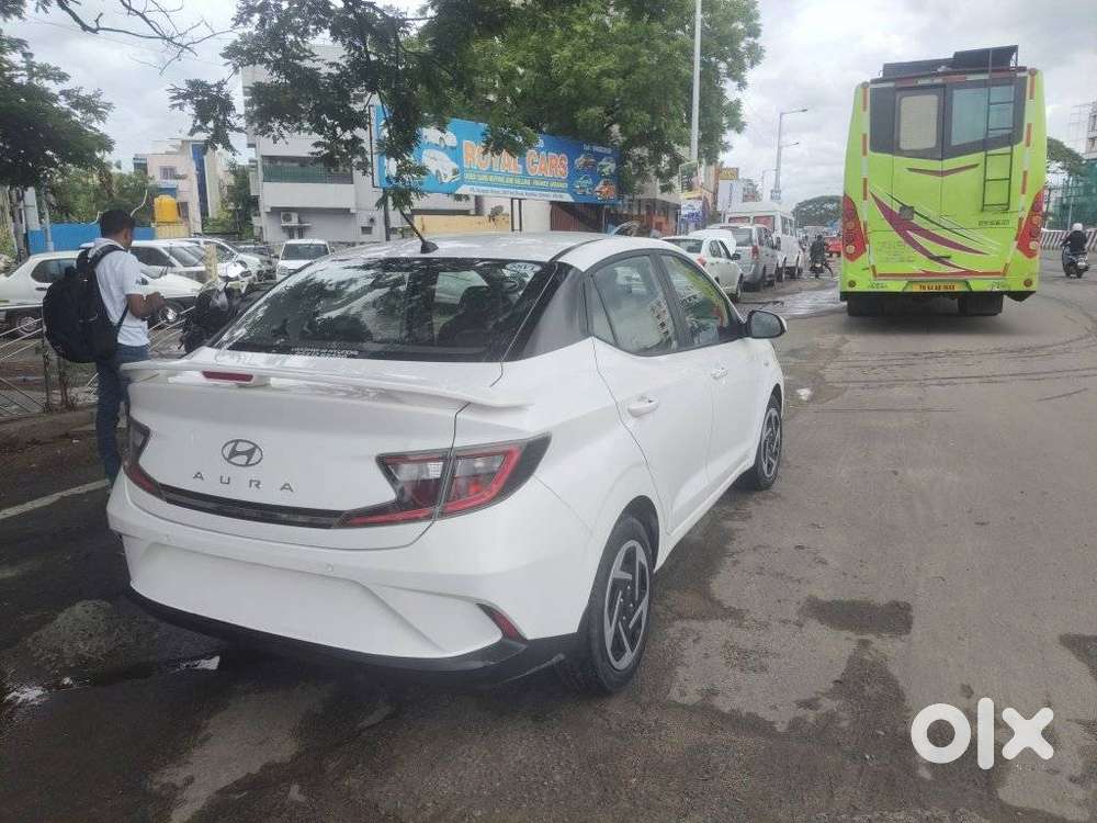 Hyundai Aura 1.2 Sx Cng, 2024, Cng & Hybrids