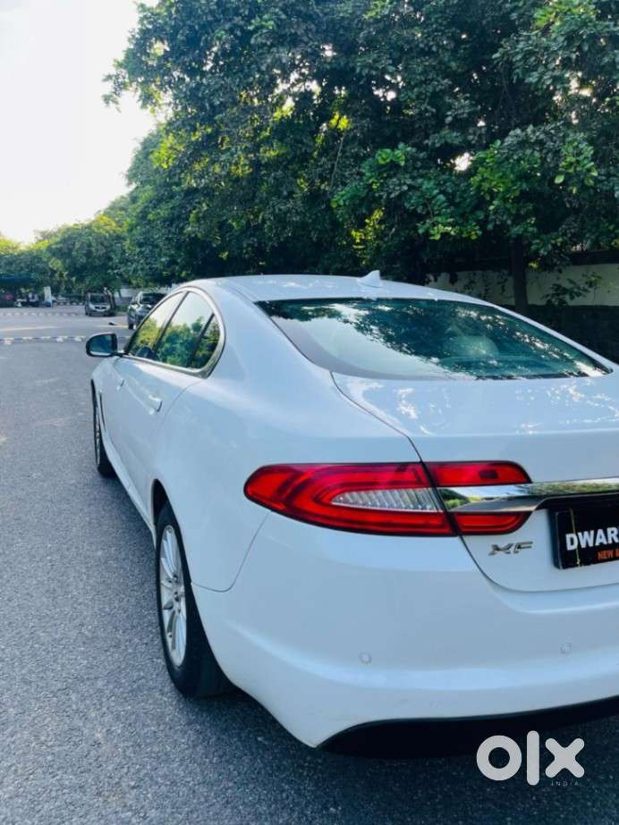 Jaguar Xf 2.0 Diesel Portfolio, 2016