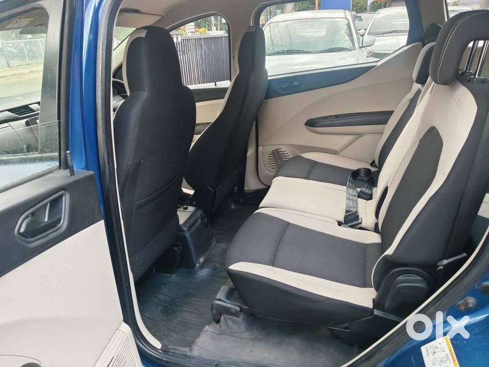 Renault Triber Rxt, 2022, Petrol