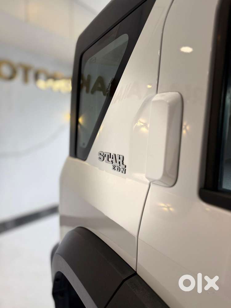 Mahindra Thar Roxx Ax7l Rwd Diesel At, 2026, Diesel