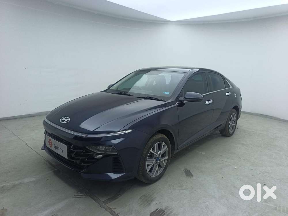 Hyundai Verna 1.5 Sx Petrol Mt, 2023, Petrol