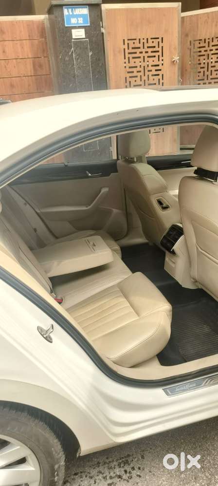 Skoda Superb Lk 1.8 Tsi At, 2019, Petrol