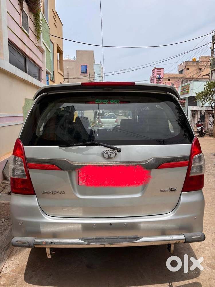 Toyota Innova Diesel 2011