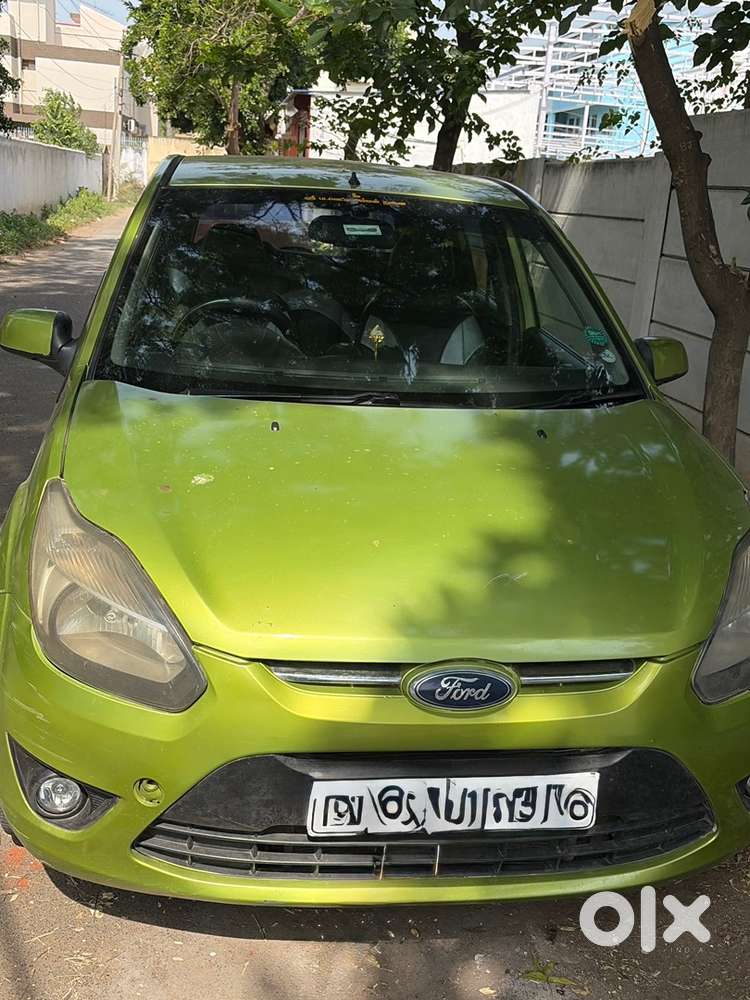 Ford Figo Petrol 2010 Year