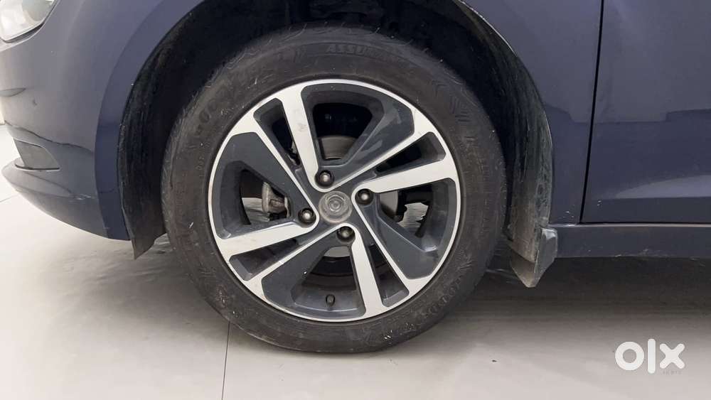 Tata Altroz Xz, 2023, Petrol