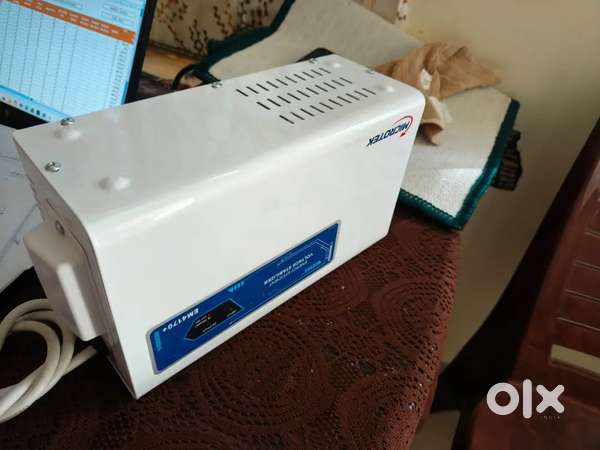 Microtex EM4170 energy efficient automatic voltage stabilizer