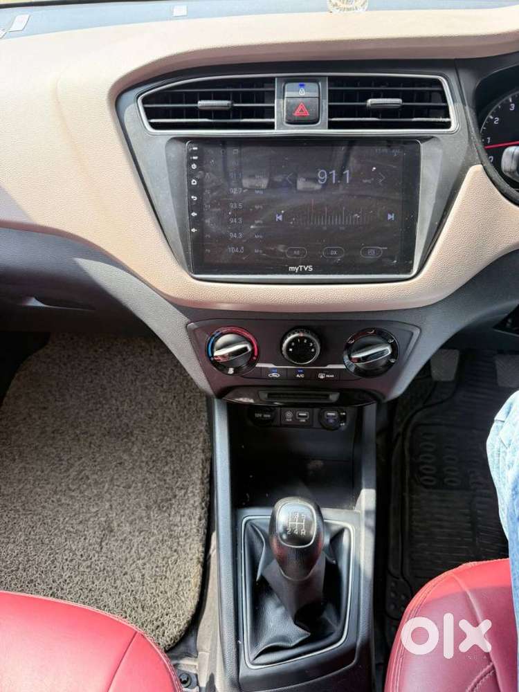 Hyundai I20 Sportz 1.2 Vtvt, 2019, Petrol