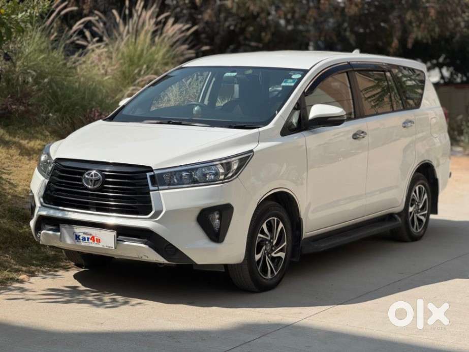 Toyota Innova Crysta [2020-ongoing] 2.4 Gx At 8 Str, 2021, Diesel