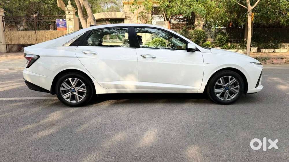 Hyundai Verna 1.5 Sx Vtvt Ivt, 2024, Petrol