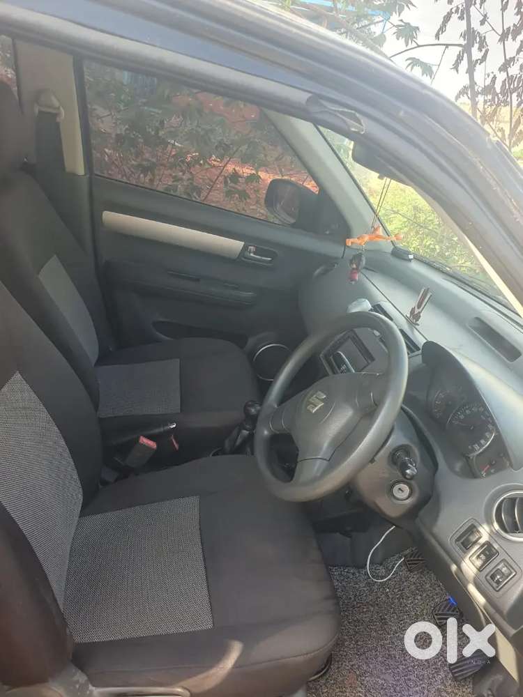 Maruti Suzuki Swift Vxi 2006  Petrol + Lpg  Good Engine  Well Maint