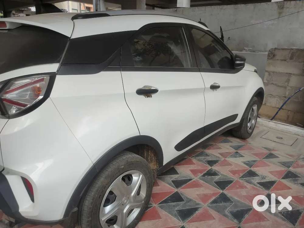 Tata Nexon Diesel Manual 2023 Variant
