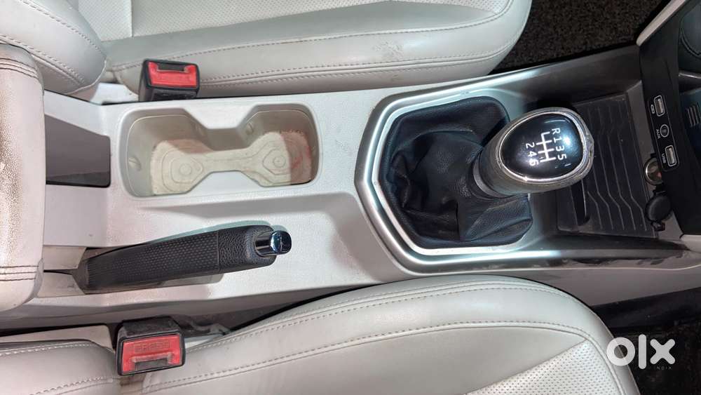Mahindra Xuv300 W8 Option Diesel, 2019, Diesel