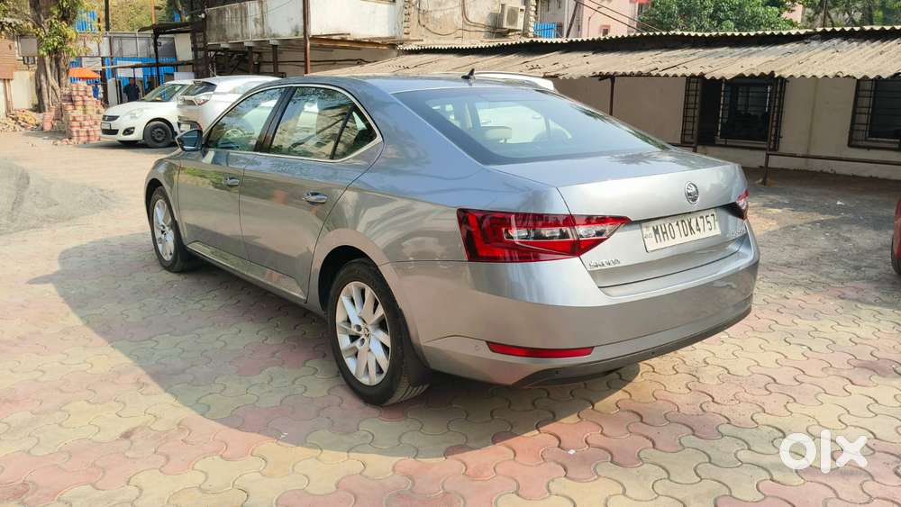 Skoda Superb 2.0 L&k Tsi At, 2019, Petrol