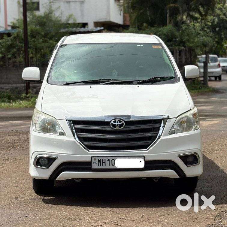 Toyota Innova 2.5 G (diesel) 8 Seater, 2015, Diesel