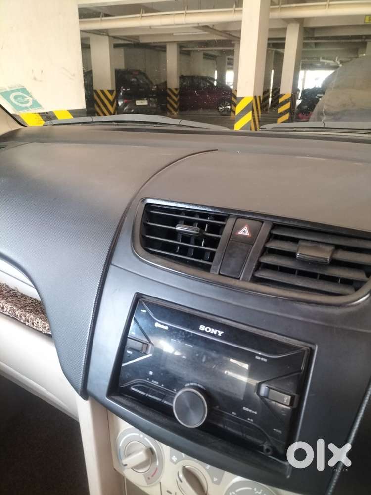 Maruti Dzire Vxi Ags 2025