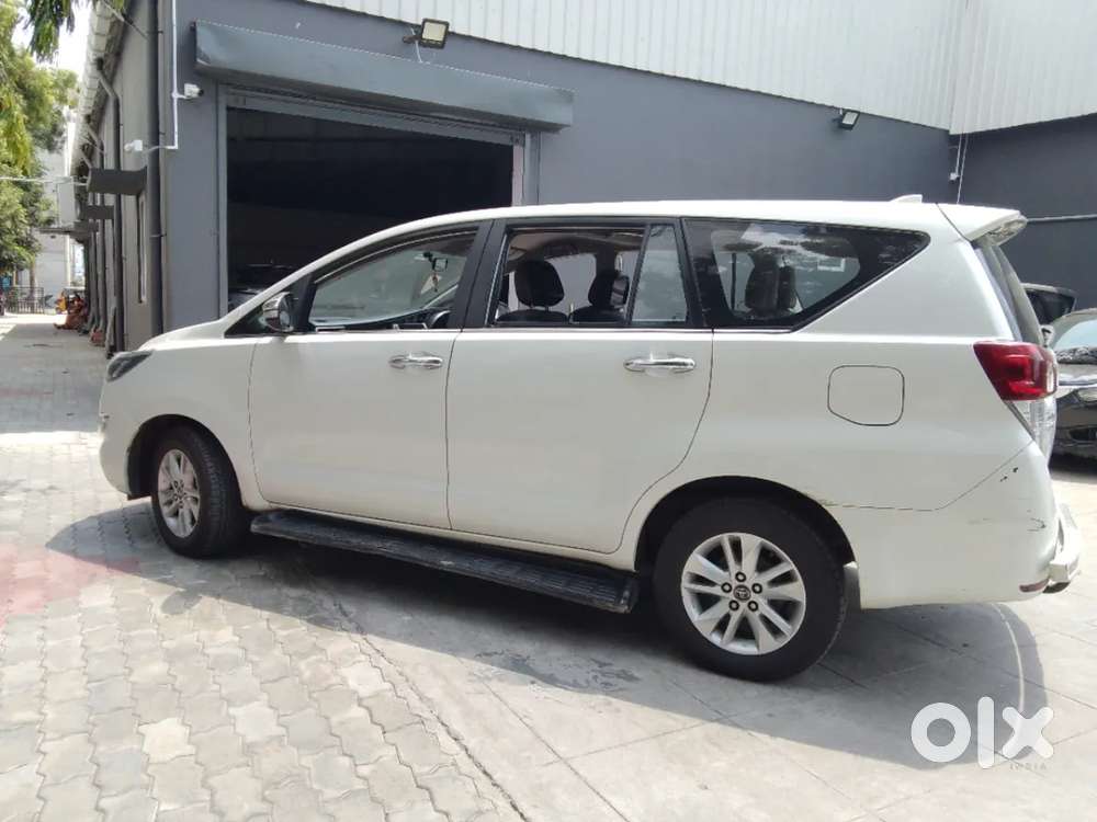 Toyota Innova Crysta [2020-ongoing] 2.7 Zx At 7 Str, 2017, Petrol