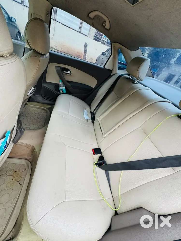 Skoda Rapid Elegance 2012